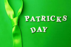st. patrick's journée fête, de fête irlandais vacances avec vert arrière-plan, concept de trèfle tradition dans Mars Festival photo