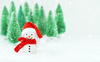 Noël Contexte avec bonhomme de neige et Noël des arbres photo
