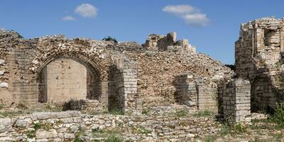 ruines de un ancien ville ai génératif photo