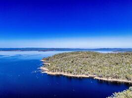 aérien vue de une drone pris à copéton barrage nord estrans en dehors près Inverell, Nouveau Sud Pays de Galles, 2360, Australie photo