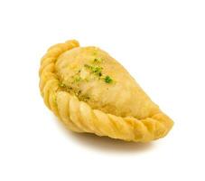 gujiya ou Gujia est une Indien sucré nourriture photo