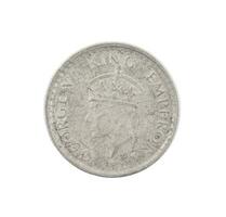 Indien devise ou Indien vieux pièce de monnaie sur blanc Contexte photo
