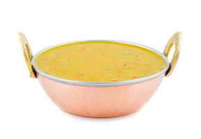 Indien traditionnel cuisine daal curry sur blanc Contexte photo