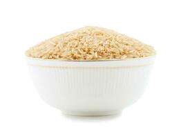 en bonne santé Frais marron riz sur blanc Contexte photo
