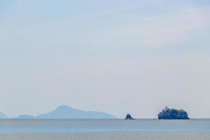 plage d'aow yai sur l'île de koh phayam, thaïlande, 2020 photo