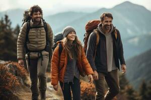 ai généré aventure, tourisme, une randonnée et gens concept - groupe de copains avec sacs à dos randonnée dans montagnes, une Candide photo de une famille et copains randonnée ensemble dans le montagnes dans, ai généré