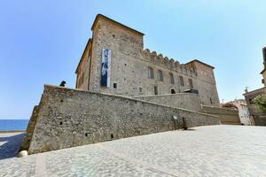 Picasso musée - Antibes, France photo