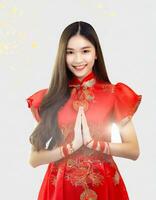 ai généré magnifique chinois femme dans traditionnel cheongsam robe photo