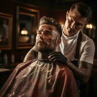 ai généré barbier visage comme il s'applique rasage crème à une du client cou, photo