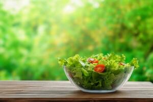 ai généré plein bol de Frais salade sur une en bois table contre le Contexte brouiller vert feuilles bokeh. génératif ai. photo