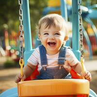 ai généré mignonne et content enfance dans jouer sur le terrain de jeux balançoire. photo