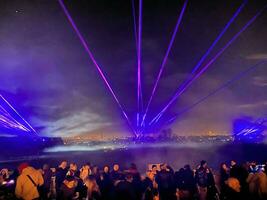 Londres dans le Royaume-Uni sur 4 novembre 2023. une vue de le laser spectacle à Alexandra palais photo