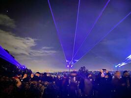 Londres dans le Royaume-Uni sur 4 novembre 2023. une vue de le laser spectacle à Alexandra palais photo