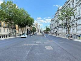 une vue de salle blanche dans Londres photo