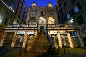 st. peter dans banchi carré - Gênes, Italie photo