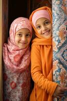 ai généré deux Jeune les filles portant islamique foulards furtivement en dehors de derrière une fenêtre photo