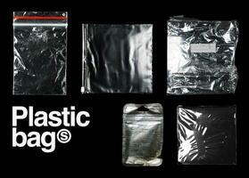 vide Plastique Sacs texture collection isolé sur noir Contexte photo