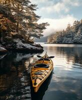 ai généré un joliment décoré kayak est flottant passé neige couvert des arbres dans une Lac photo