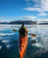 ai généré un adulte sur une kayak pagaies le long de une congelé Lac photo