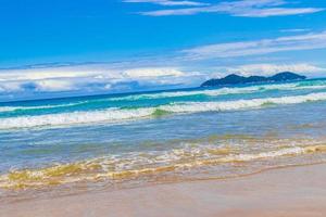 plage de praia lopes mendes sur l'île tropicale ilha grande brésil. photo