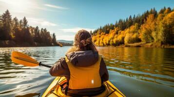 ai généré une femme dans sa Années 60 kayaks sur une lac, entouré par magnifique la nature photo