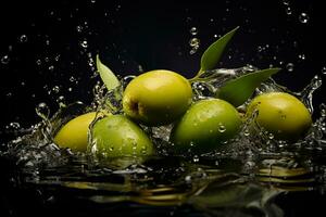 ai généré Frais vert Olives fruit avec éclabousser l'eau sur noir Contexte photo