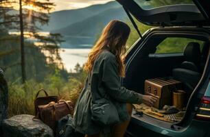 ai généré une femme ouverture le tronc de une voiture tandis que en voyageant photo