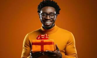 ai généré une homme portant des lunettes avec une cadeau boîte en portant sur à il tandis que souriant photo