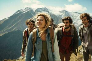 ai généré groupe de copains randonnée dans montagnes, une groupe de copains randonnée dans le montagnes dans une journée ai généré photo