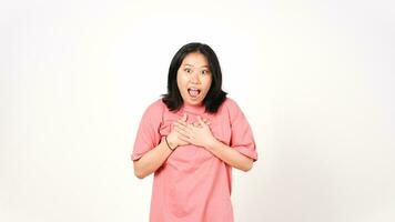 Jeune asiatique femme portant rose T-shirt avec surpris expression photo