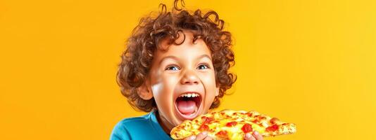 ai généré enfant en mangeant Pizza avec une content expression sur le sien affronter, Jaune bannière photo