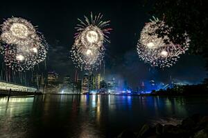 juillet 4e chez Macy feux d'artifice dans Nouveau york photo