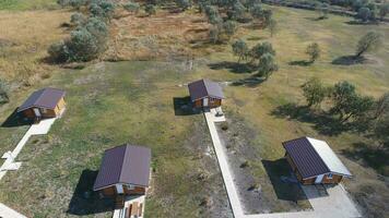 Maisons sur le base de repos. maisons pour touristes et chasseurs photo