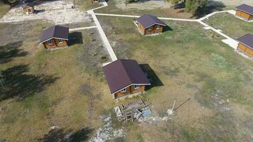 Maisons sur le base de repos. maisons pour touristes et chasseurs photo