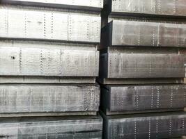 aluminium lingots. transport de aluminium pour exportation photo