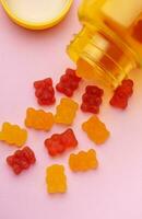 vitamines pour enfants, gelée gommeux ours bonbons photo