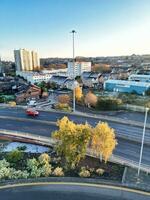 magnifique haute angle vue de central luton ville de Angleterre Royaume-Uni. décembre 1er, 2023 photo