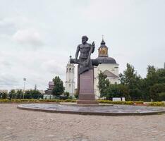 toula, Russie - 25.06.2023 - 15.07.2023 - monument à nikita Demidov, célèbre armurier. histoire photo