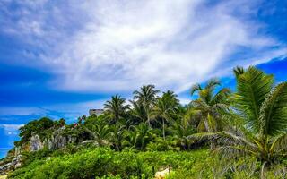 Naturel paysage marin panorama plage vue Tulum ruines maya site Mexique. photo