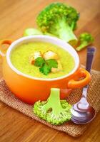 savoureux brocoli soupe photo