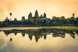 angkor wat temple, siem recueillir, Cambodge. photo