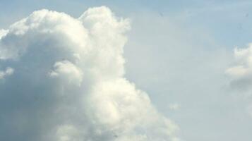 Contexte photo de blanc des nuages et bleu ciel