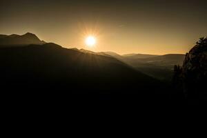 le coucher du soleil plus de tatra Montagnes, Zakopane, Pologne photo