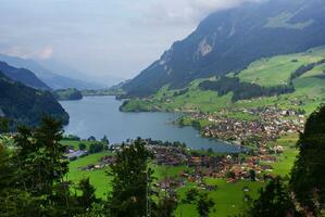 panoramique vue de Grindelwald village, Suisse photo