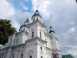 Architecture médiévale du baroque ukrainien à Tchernigov
