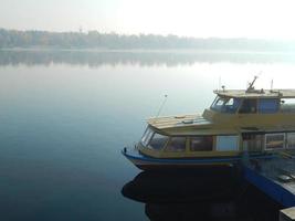 bateaux fluviaux dans les détails et les éléments du navire photo