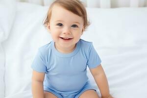 ai généré mignonne peu bébé dans bleu T-shirt. bébé le maillot de corps maquette. photo