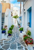 pittoresque Naoussa ville rue sur paros île, Grèce photo