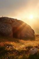 ai généré lever du soleil plus de une mégalithique tombeau photo