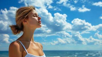 ai généré serein femme profiter liberté par le mer en dessous de une bleu ciel photo